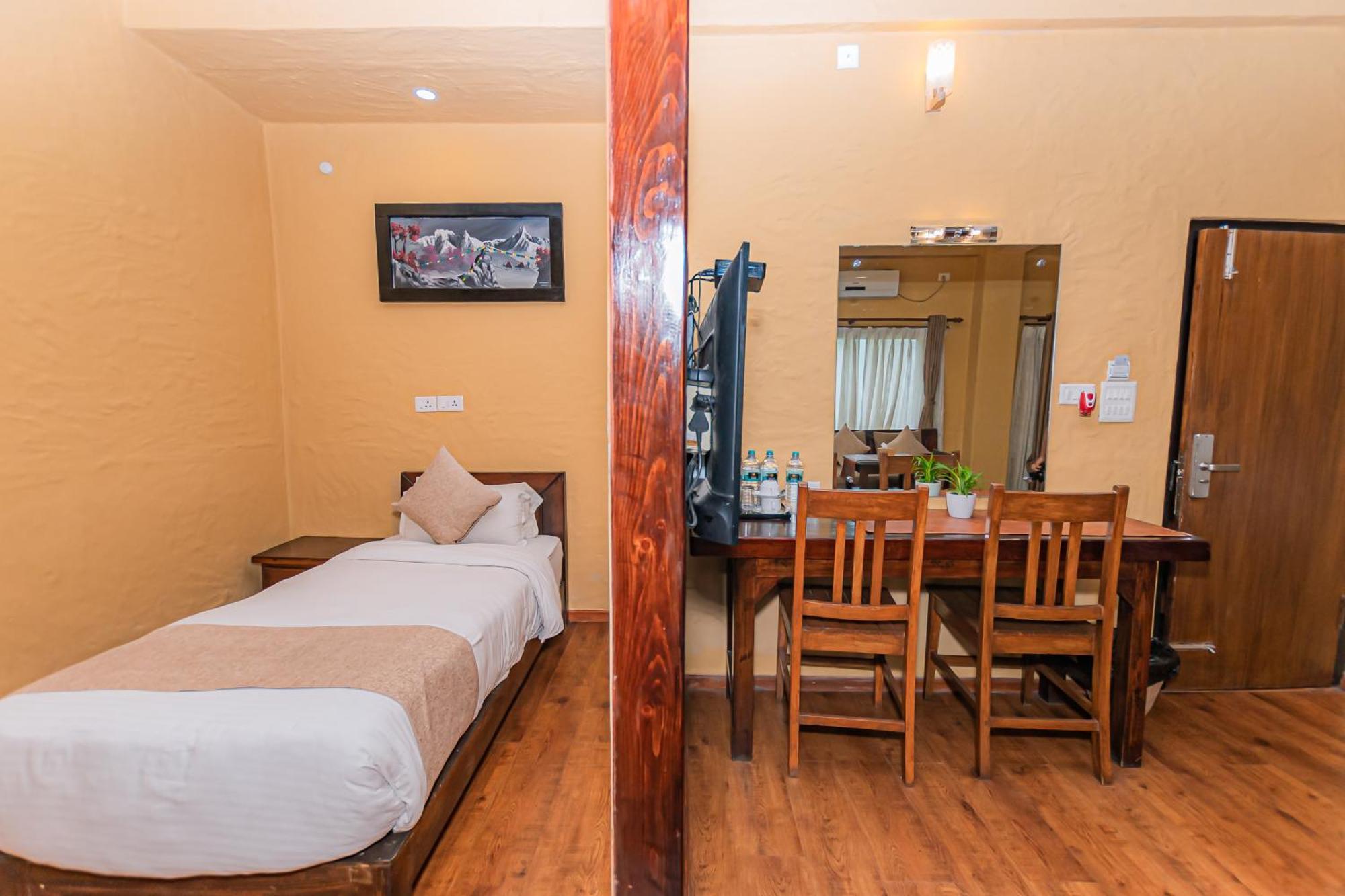 Pokhara Boutique Hotel Esterno foto