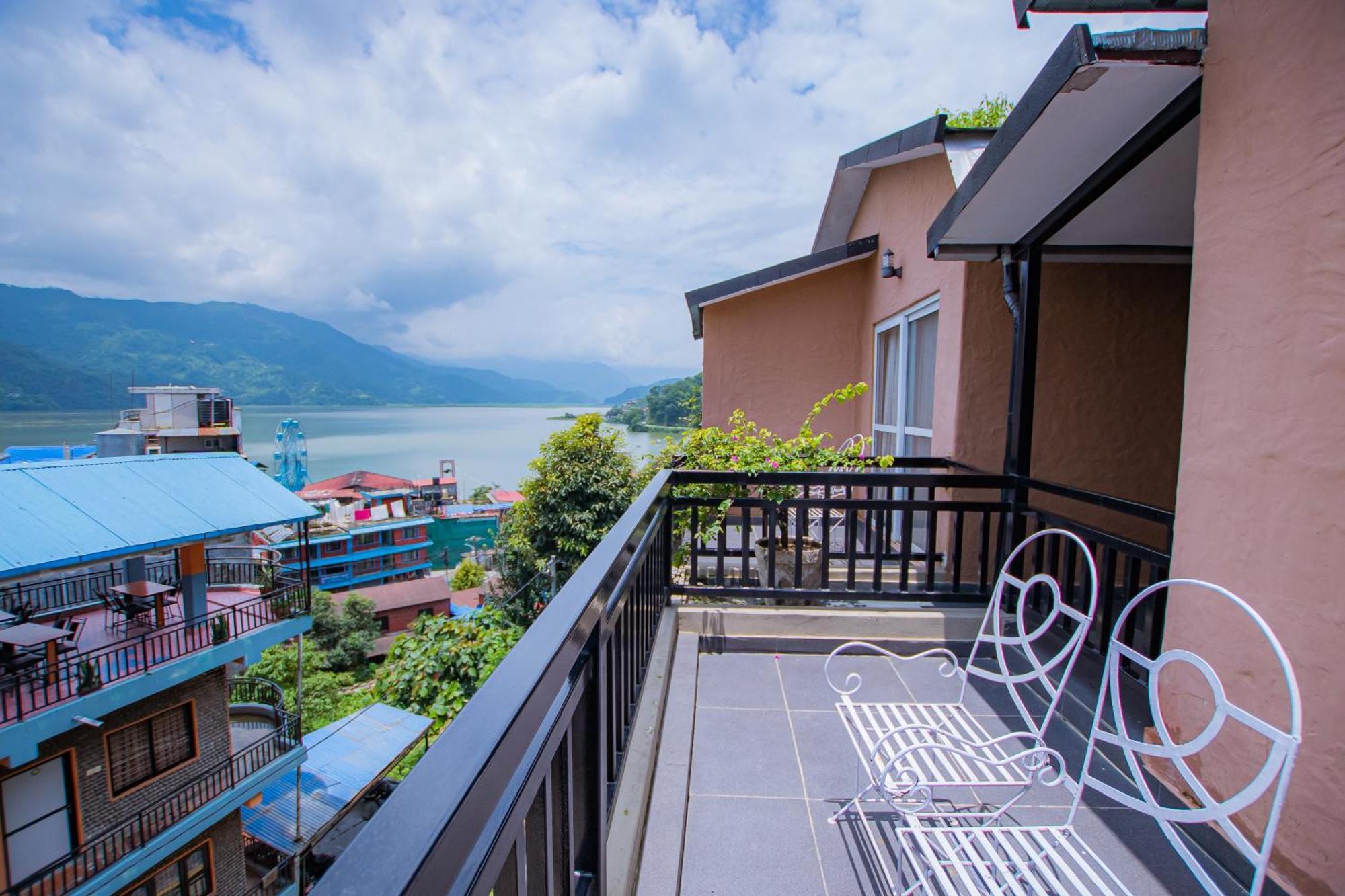 Pokhara Boutique Hotel Esterno foto