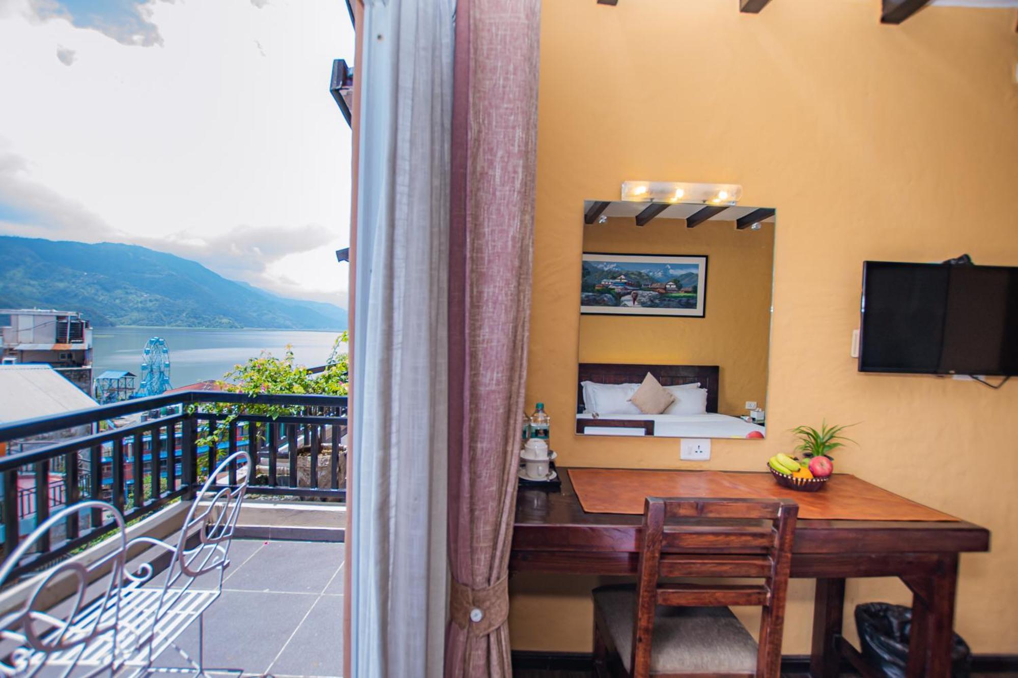 Pokhara Boutique Hotel Esterno foto