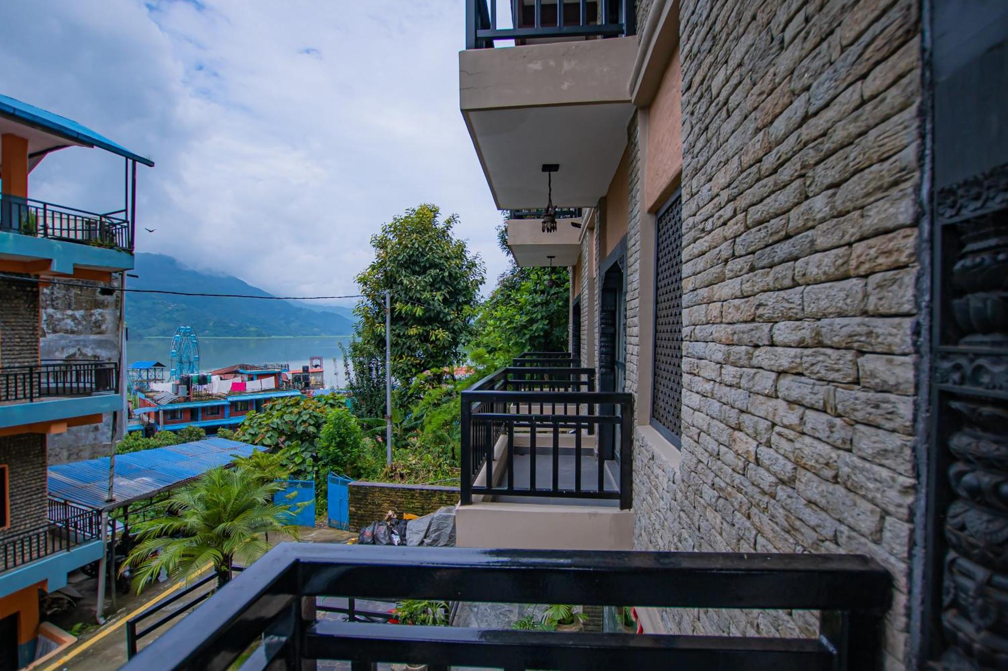 Pokhara Boutique Hotel Esterno foto